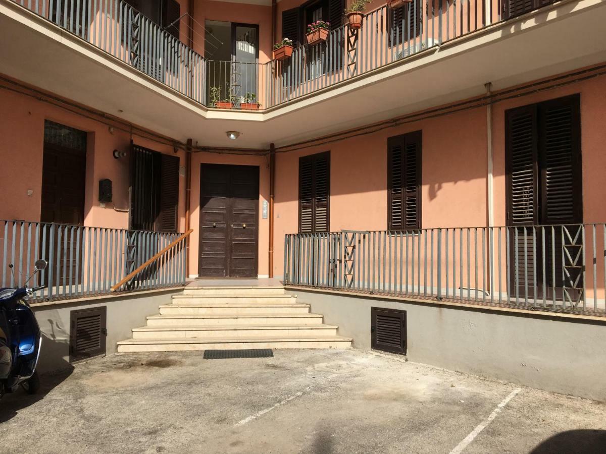A Casa Di Clara Leilighet Syracuse Eksteriør bilde